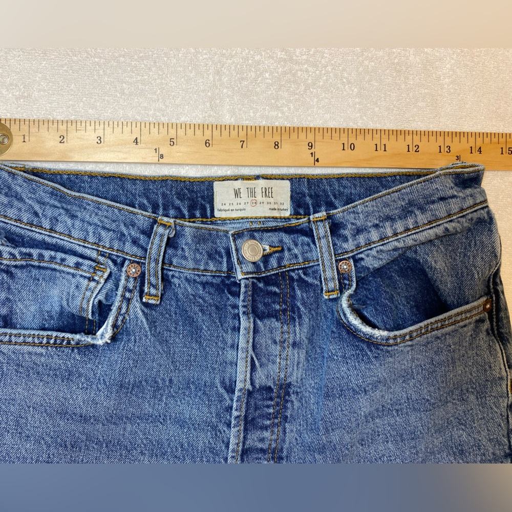 Free People Jeans Women's Size 28 Blue Denim Medium Wash Button Fly Distressed - Picture 6 of 10